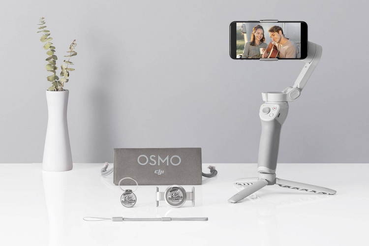 DJI Osmo Mobile 4