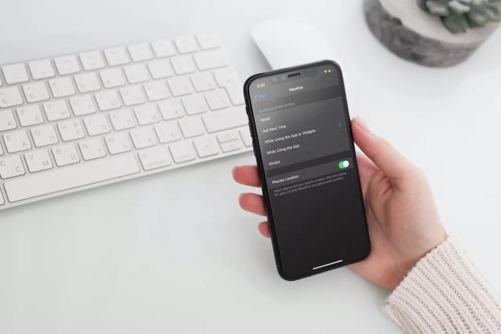 How to Manage Location Data Access for iPhone and iPad Widgets in iOS 14