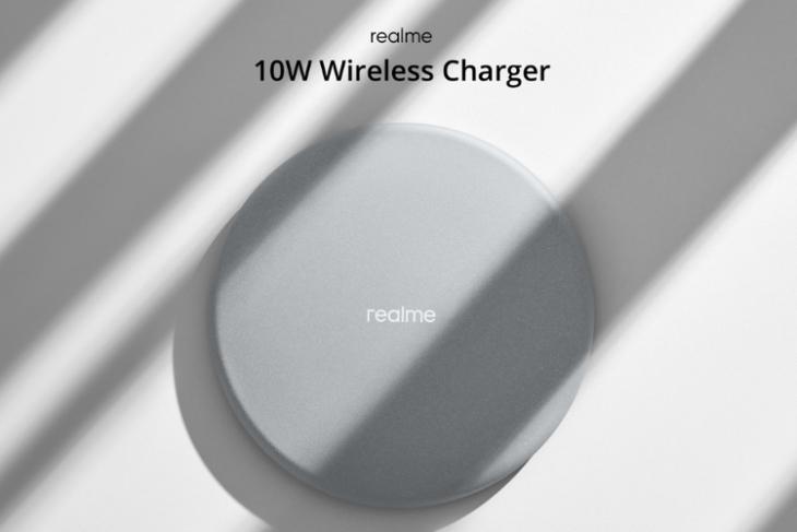 Realme 10W Wireless Charger Launched in India at Rs. 899
