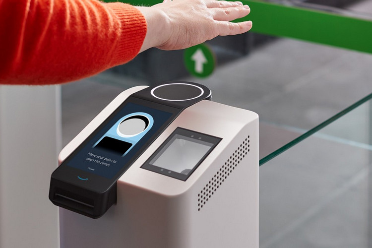 ‘Amazon One’ Contactless Biometric Tech Lets You Pay by Scanning Your Palm