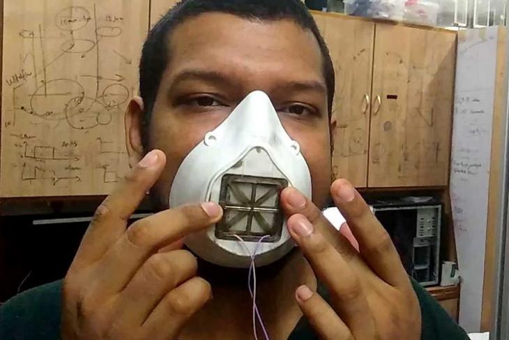 Rechargeable N95 mask feat.