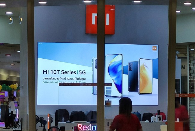 mi 10T series spotted at Xiaomi store