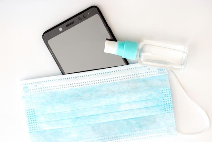 7 Best Phone Screen Disinfectants and Wipes to Buy in 2020