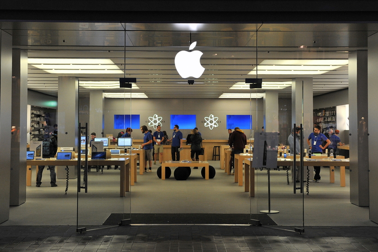 Apple stores as delivery hubs feat.