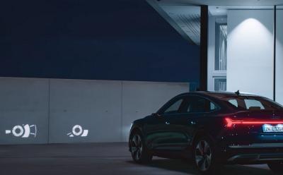 Audi digital matrix LED headlights feat.