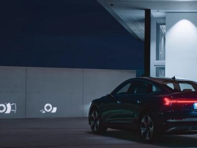 Audi digital matrix LED headlights feat.