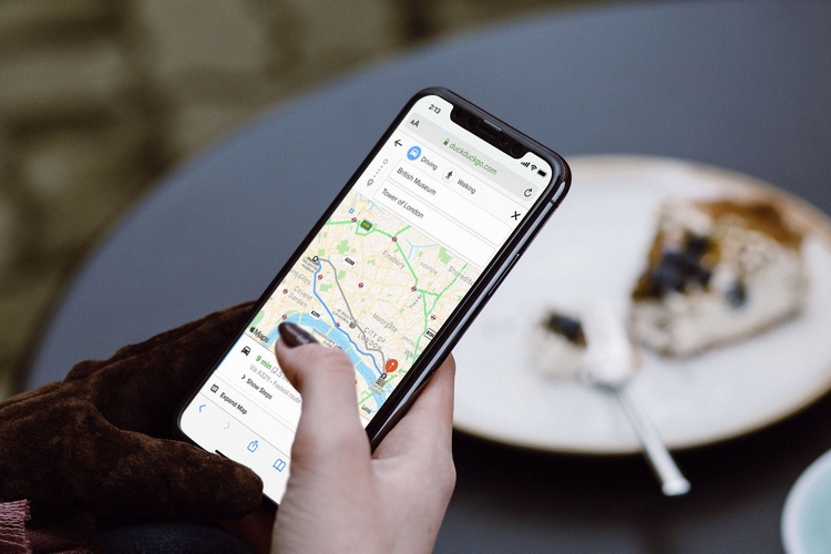 DuckDuckGo Adds Driving & Walking Directions