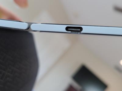 Surface Duo Users Are Reporting Cracks Around Its USB-C Port