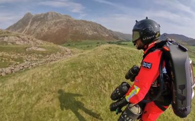 UK testng jet suit for rescue feat.