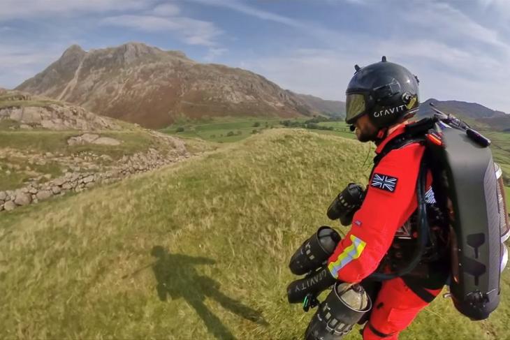 UK testng jet suit for rescue feat.