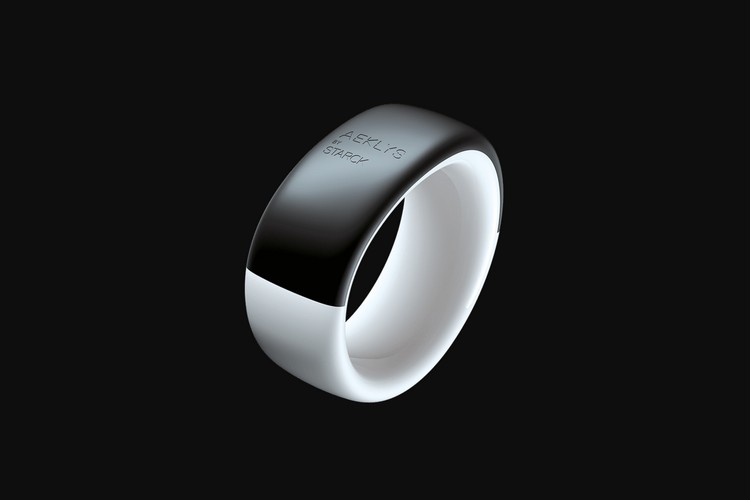 NFC-enabled aeklys smart ring feat.