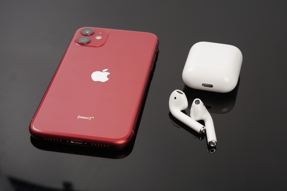 free AirPods with iPhone 11 deal