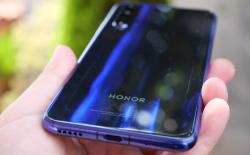 huawei looking to sell honor smartphone business