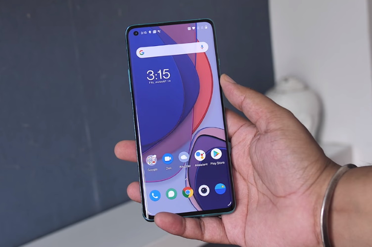 oneplus 8 - oxygenOS 11 based on Android 11