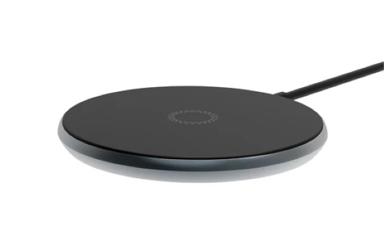 iPhone 12 Magnetic Wireless Charger Leaked Ahead of Apple Event - 66