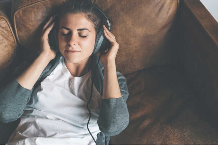 Scientists Answer Why We Get “Chills” During Some Songs Beebom
