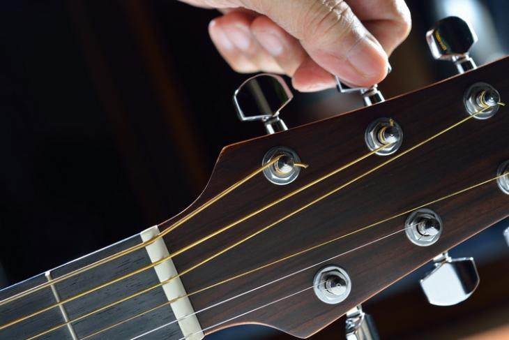 10 Best Guitar Tuner Apps for Android and iOS (Free and Paid)