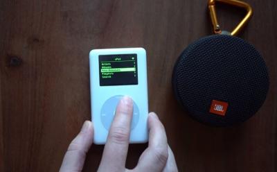 YouTuber turns 2004 iPod into a spotify-streaming device