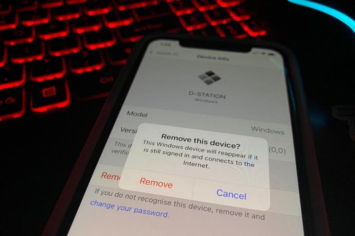 how to remove trusted device from apple id ios