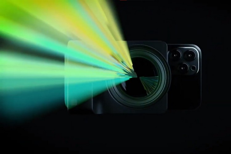 Alice camera turns smartphones into mirrorless cameras