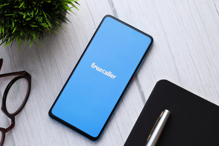 How to Deactivate and Unlist Your Phone Number From Truecaller