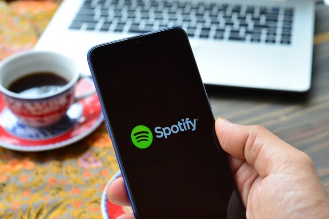 How to Make Folders on Spotify to Manage Playlists - Gtlt