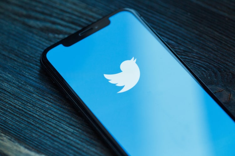 Twitter suspends 500 accounts in India