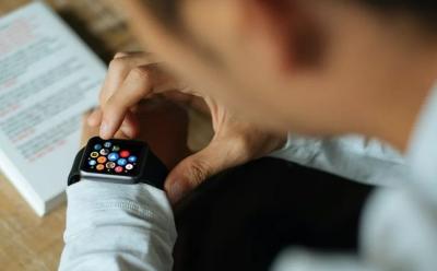 Can’t Install Apps on Apple Watch? 5 Possible Solutions