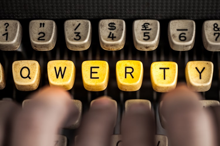 typewriter before qwerty