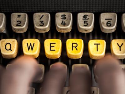 how the QWERTY keyboard layout was invented feat.-min