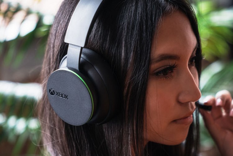microsoft xbox wireless headset launched
