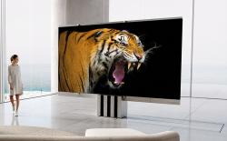 C SEED M1 Is the World´s First Foldable 165-Inch MicroLED TV