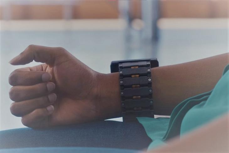 Facebook AI-based wristband controls AR interfaces