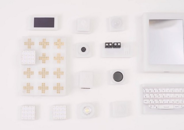 PocKit Is a Tiny Computer System with Modular Capabilities - 88