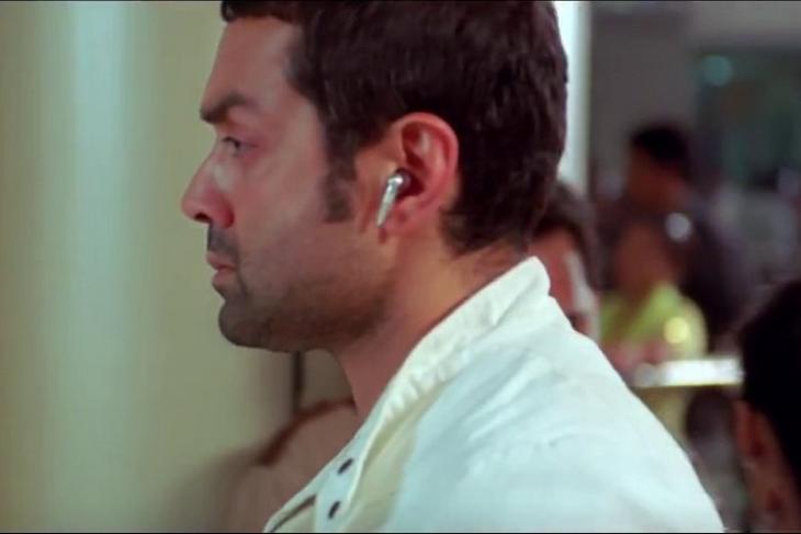bobby deol wearing airpods in 2008