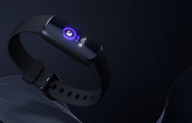 Fashion Focused Fitness Tracker  Fitbit Luxe  Launched in India - 80