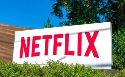 Netflix growth reduction in net new subscribers