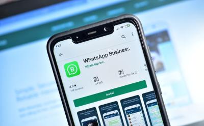 WhatsApp Brings Catalog Management Feature for Businesses to Its Desktop Client feat.-min