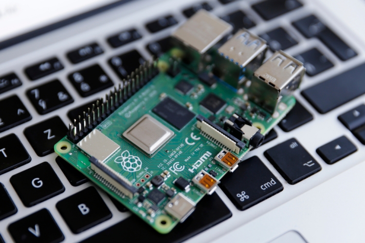 How to Raspberry Pi Without or Ethernet Cable |