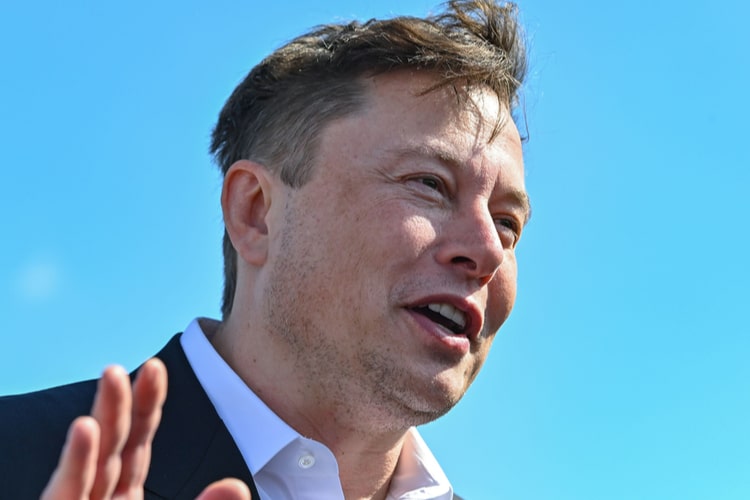 Elon Musk Slams Apple for Charging 30% App Store Fees