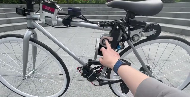 This AI Bicycle Built by Huawei Engineers Can Ride on Its Own