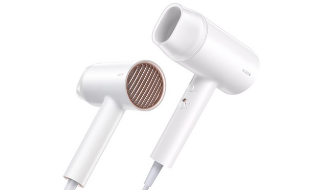 Realme Beard Trimmer  Hair Dryer  and Buds 2 Neo Earphones Launched in India - 53