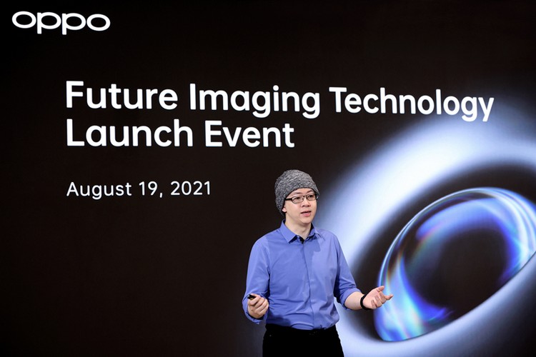 Oppo Unveils New Imaging Technologies Including a 85-200mm Continuous Zoom Lens