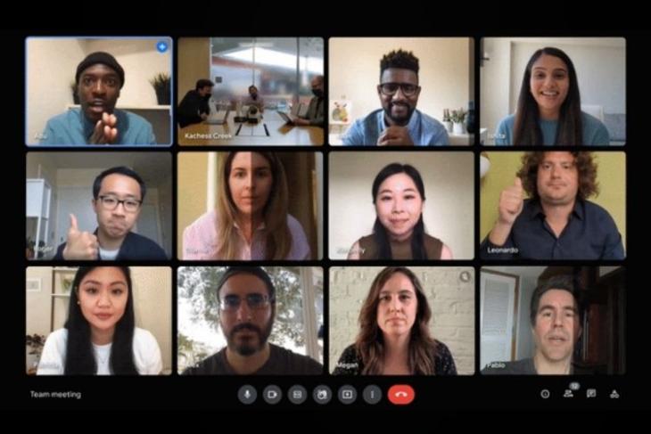 Google Meet for Web Will Now Automatically Brighten Your Video During Calls for Enhanced Visibility