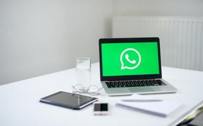 WhatsApp Will Soon Let You Send an Image as a Sticker via Its Desktop Client