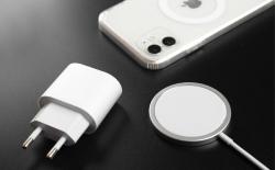 10 Best MagSafe Chargers You Can Buy for iPhone 13 and 12