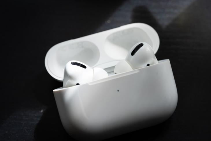 Apple AirPods pro ve AirPods Max Kazancı Yeni Ürün Yazılımı Güncellemesiyle Desteğimi Bul