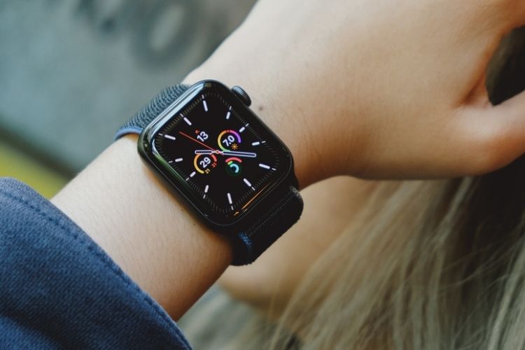 Grab Apple Watch SE at Just Rs. 22,999