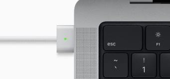 new macBook pro brings back magsafe charging