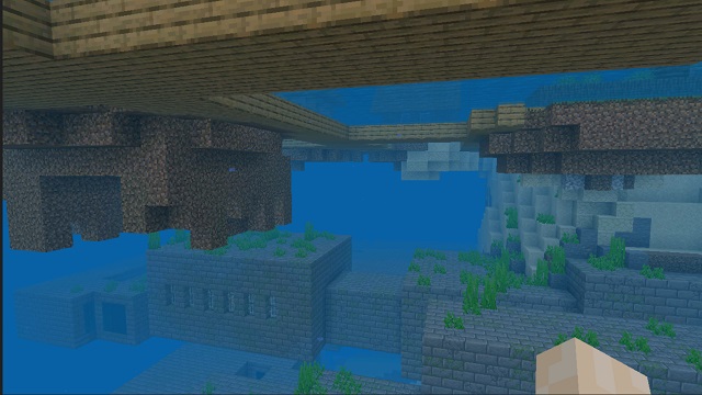 Exposed Underwater Stronghold + 3 Blacksmiths